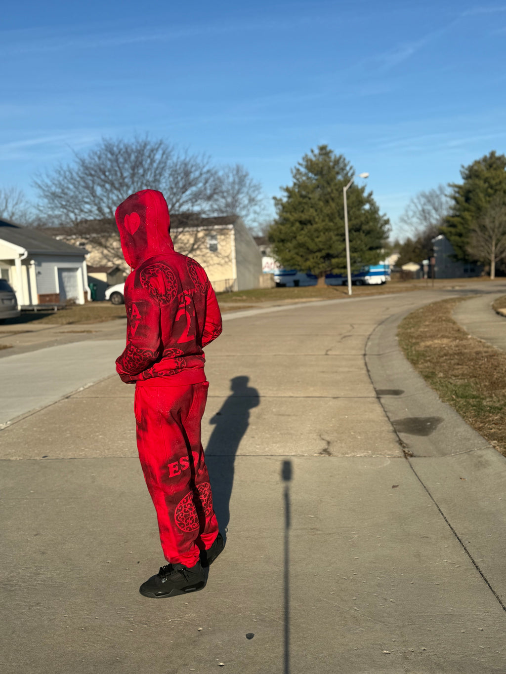 AVERES Fine China Sweatsuit