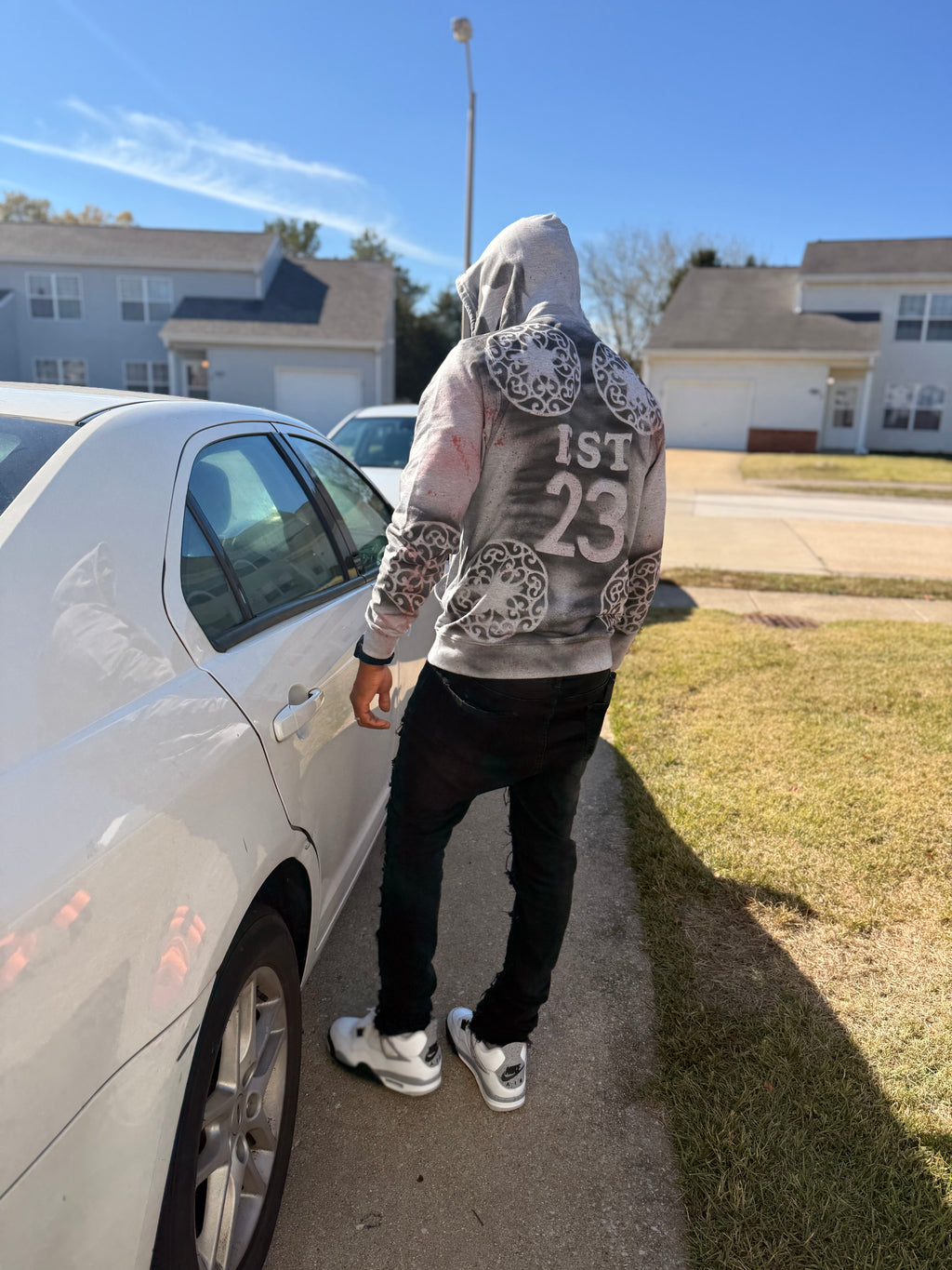 AVERES Fine China Hoodie