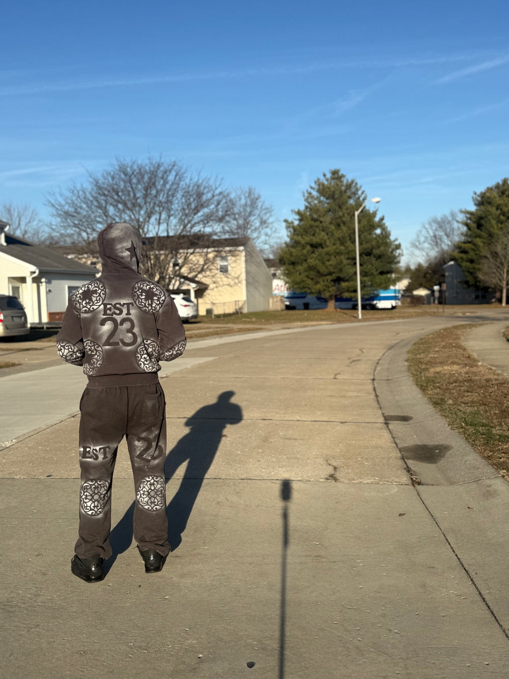 AVERES Fine China Sweatsuit