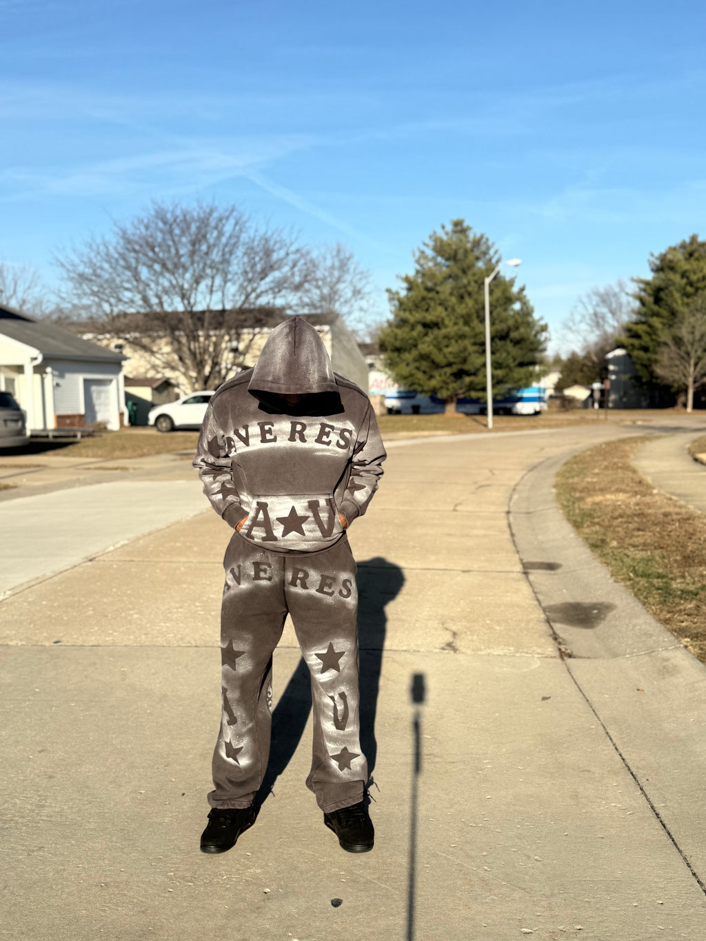 AVERES Fine China Sweatsuit